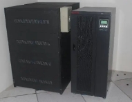 电池组在UPS电源中起什么作用？